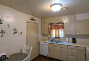 2237-Westchester-Dr-kitchen-2