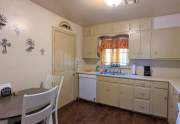 2237-Westchester-Dr-kitchen-3