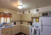 2237-Westchester-Dr-kitchen-7